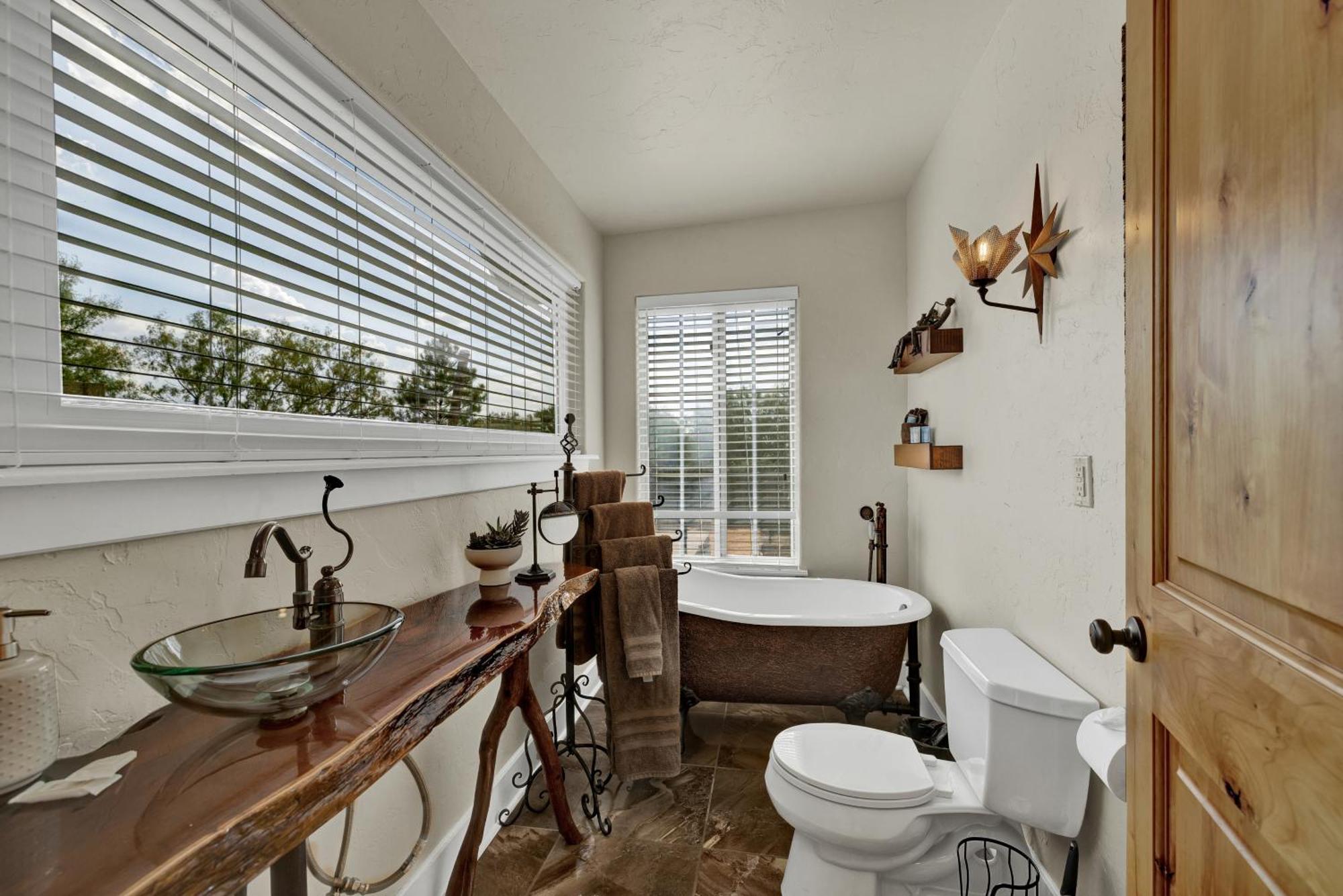 Vaughan W/Hot Tub And Grill Fredericksburg Exterior foto